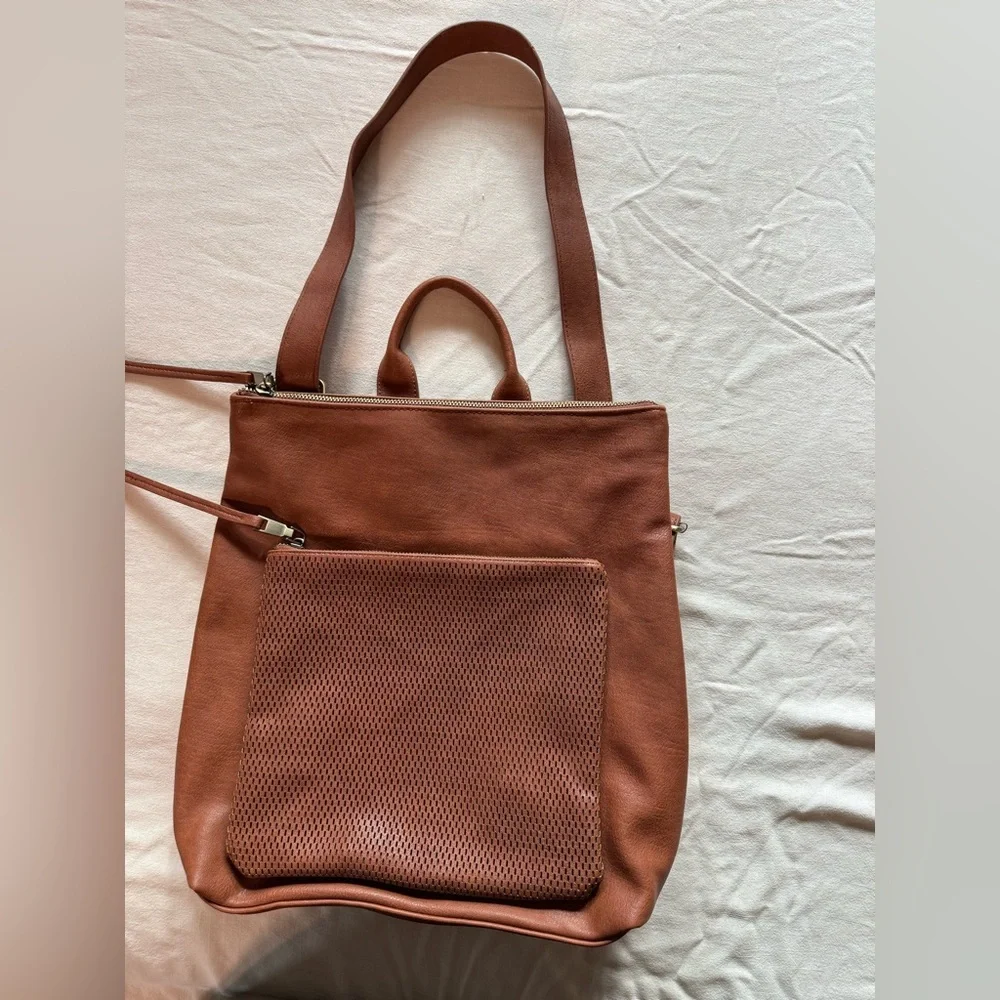 Antik Kraft convertible Tote/Backpack in Cognac Brown - Picture 1 of 8